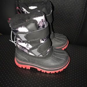 Toddler snow boots